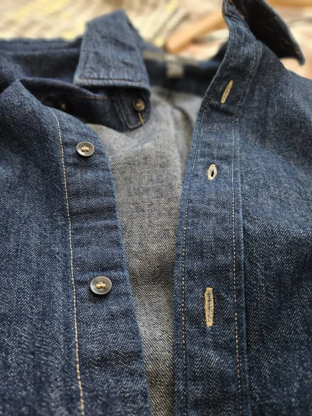 Banana Republic Men's Dark blue denim shirt standard fit size M